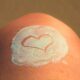 Hautcreme mit Herz